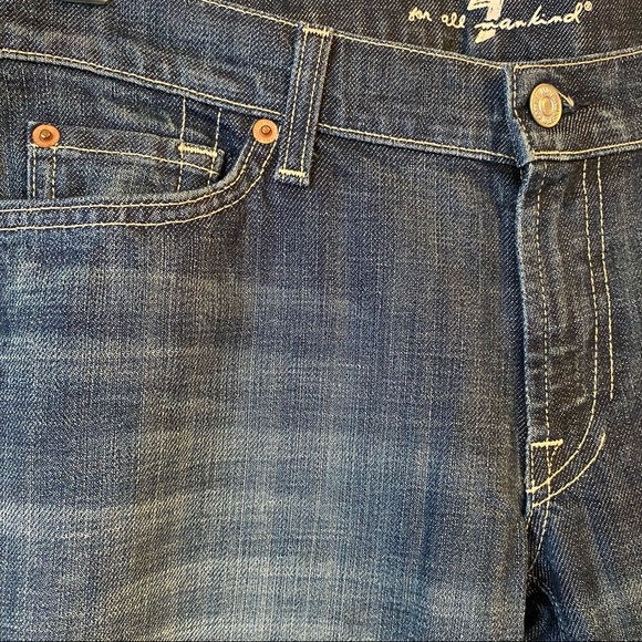 7 for all mankind women’s blue bootcut jeans 34” inseam. Size 31 - Picture 9 of 16